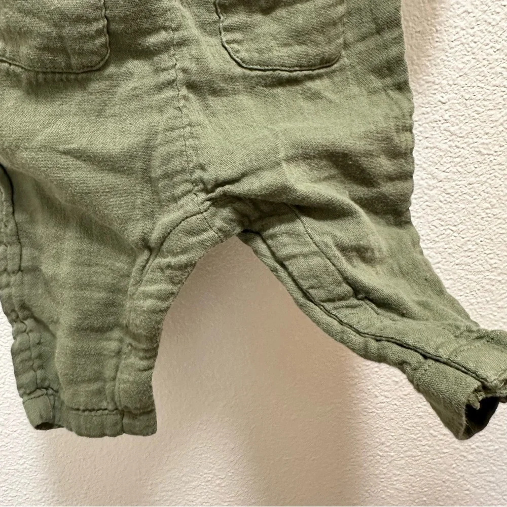 4/$20 Old Navy Baby Girl 3-6M Green Button Romper Long Sleeve Pocket Outfit